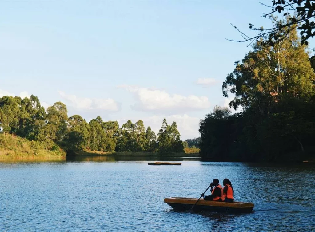 boat ride at Paradise lost