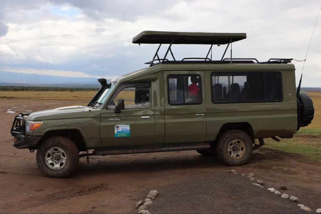 Kenya safari tour operator - ajkenyasafaris.com
