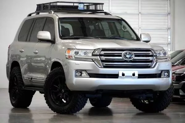 4×4 Land Cruiser hire price in Nairobi-car rental