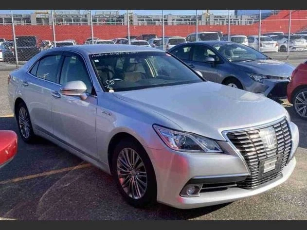 Toyota Crown for hire in kenya