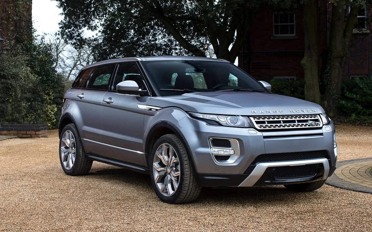 Range Rover Evoque for hire in Nairobi