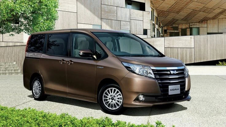 Toyota Noah for Hire