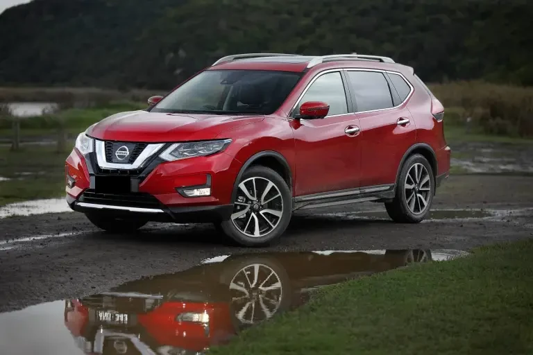 Self drive Nissan X-Trail for hire in Nairobi - Prado rent per day