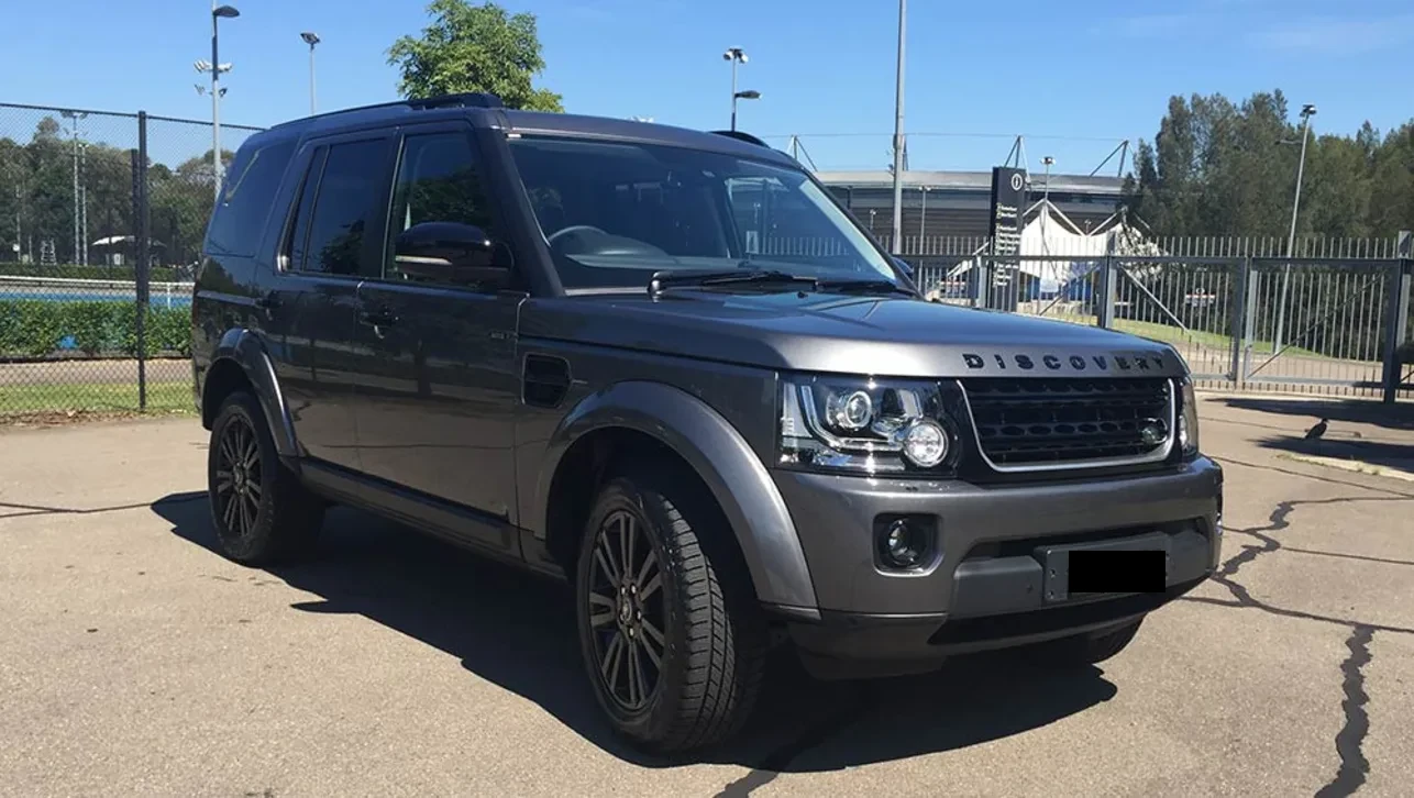 Land rover Discovery for hire in kenya