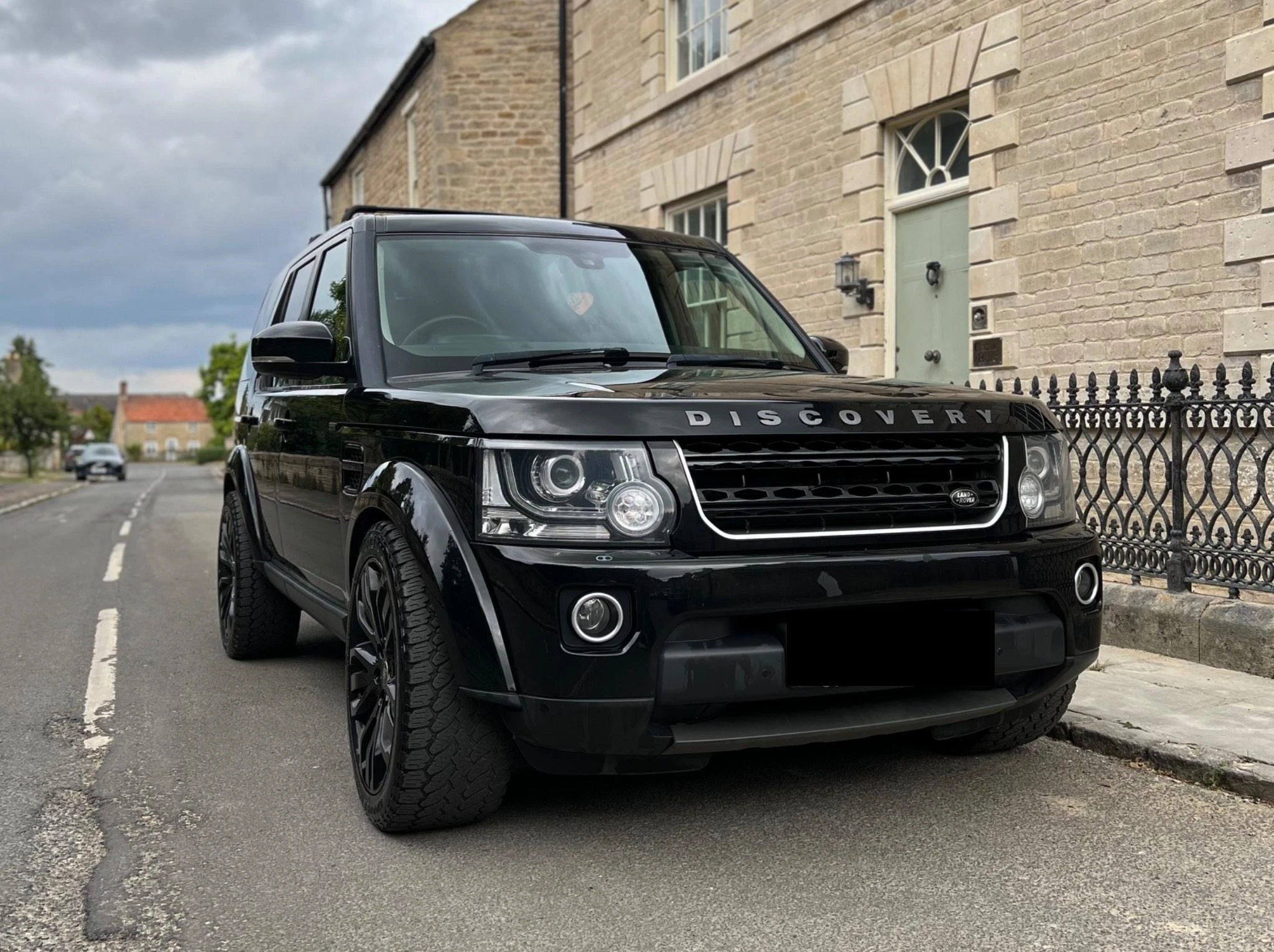 Land Rover Discovery for hire in Kileleshwa