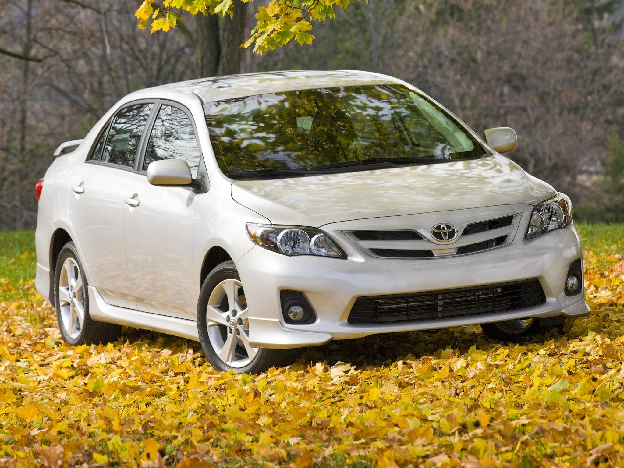 Chauffeured Toyota Corolla for hire in Mlolongo