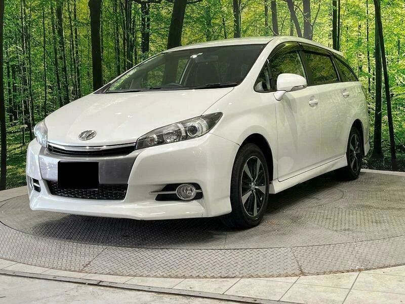 Toyota Wish rental price in Nairobi