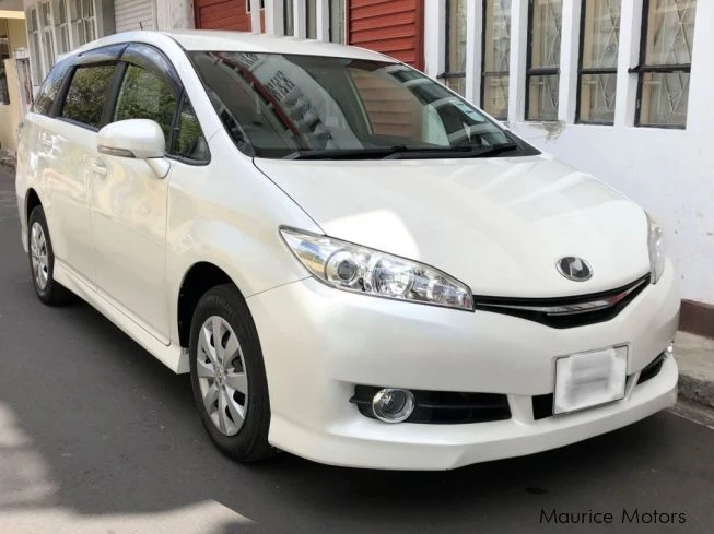 Toyota Wish for hire in Ruiru- car rental