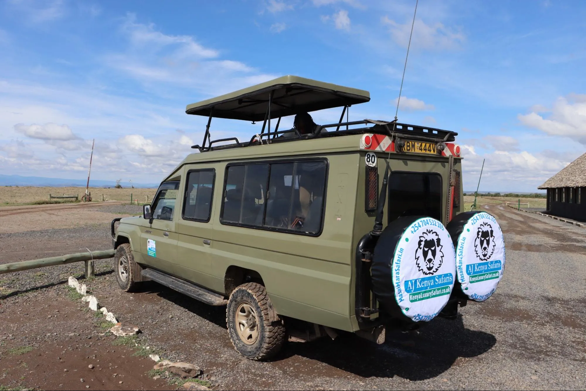 Tanzania safari beach - safari land cruiser