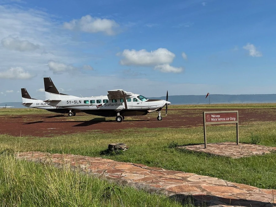 2 days fly-in safari 